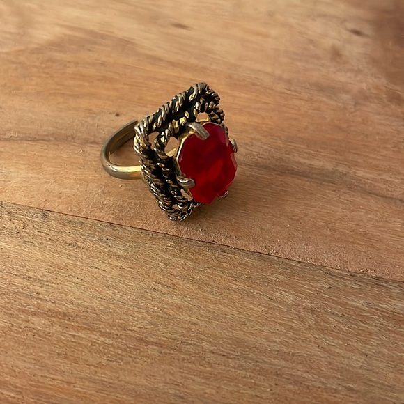 Sarah Coventry Gold toned adjustable ring - Picture 2 of 3